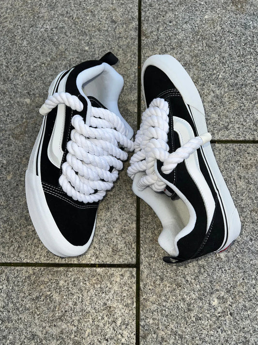 BLACK VANS KNU SKOOL WITH X ROPE LACES