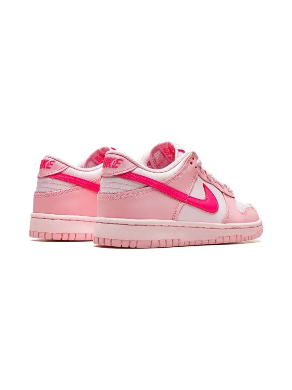 NIKE DUNK LOW "TRIPLE PINK" SNEAKERS