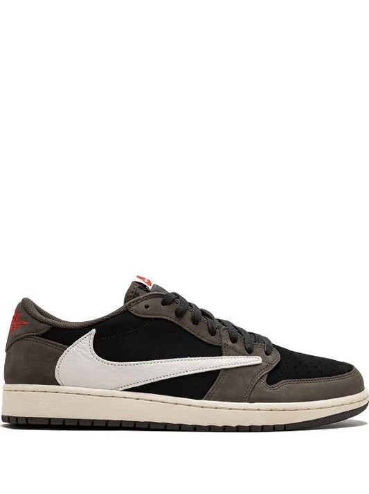 TRAVIS SCOTT AIR JORDAN 1 LOW SNEAKERS