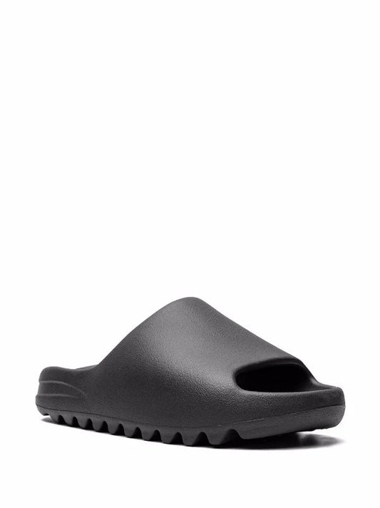 ADIDAS YEEZY Black