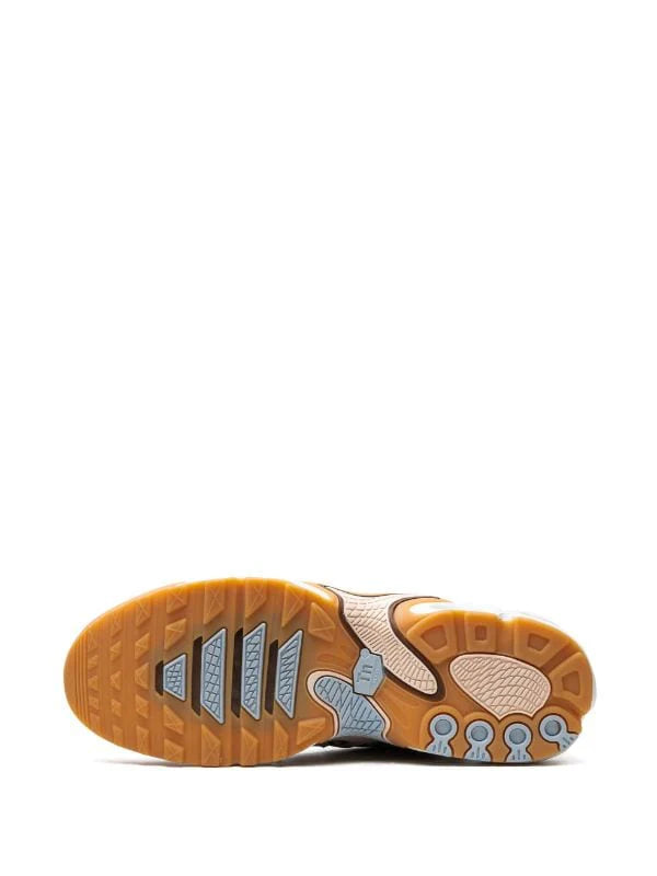 AIR MAX PLUS DRIFT "PHANTOM/CACAO WOW" SNEAKERS