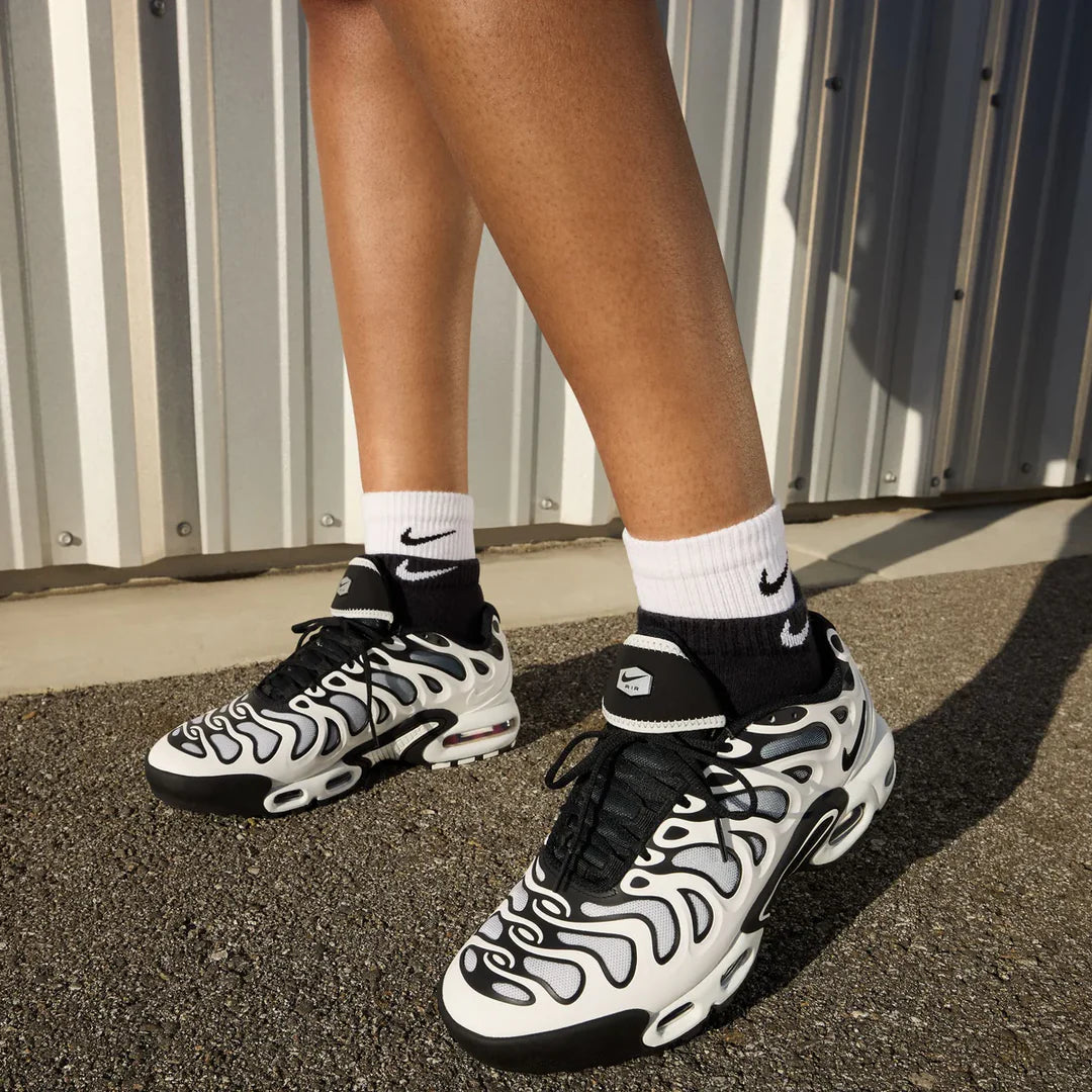 WMNS NIKE AIR MAX PLUS DRIFT