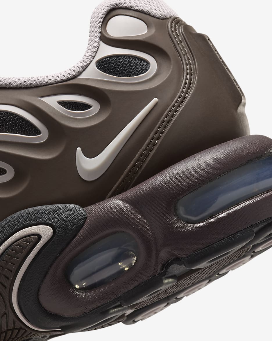 NIKE AIR MAX PLUS DRIFT BROWN