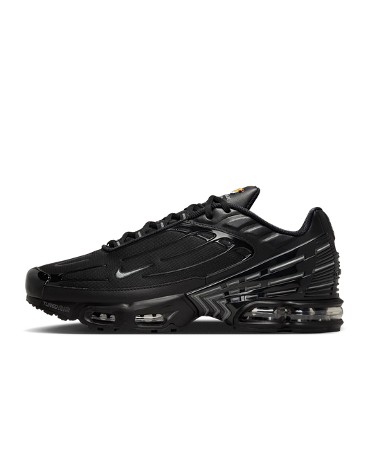 NIKE AIR MAX PLUS III
