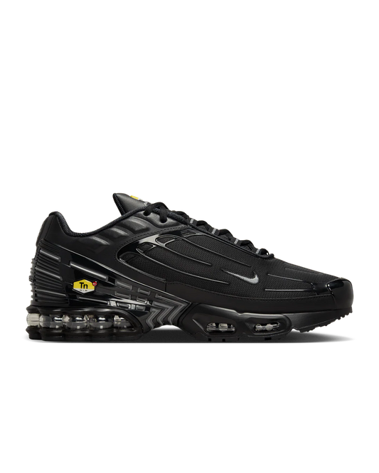 NIKE AIR MAX PLUS III