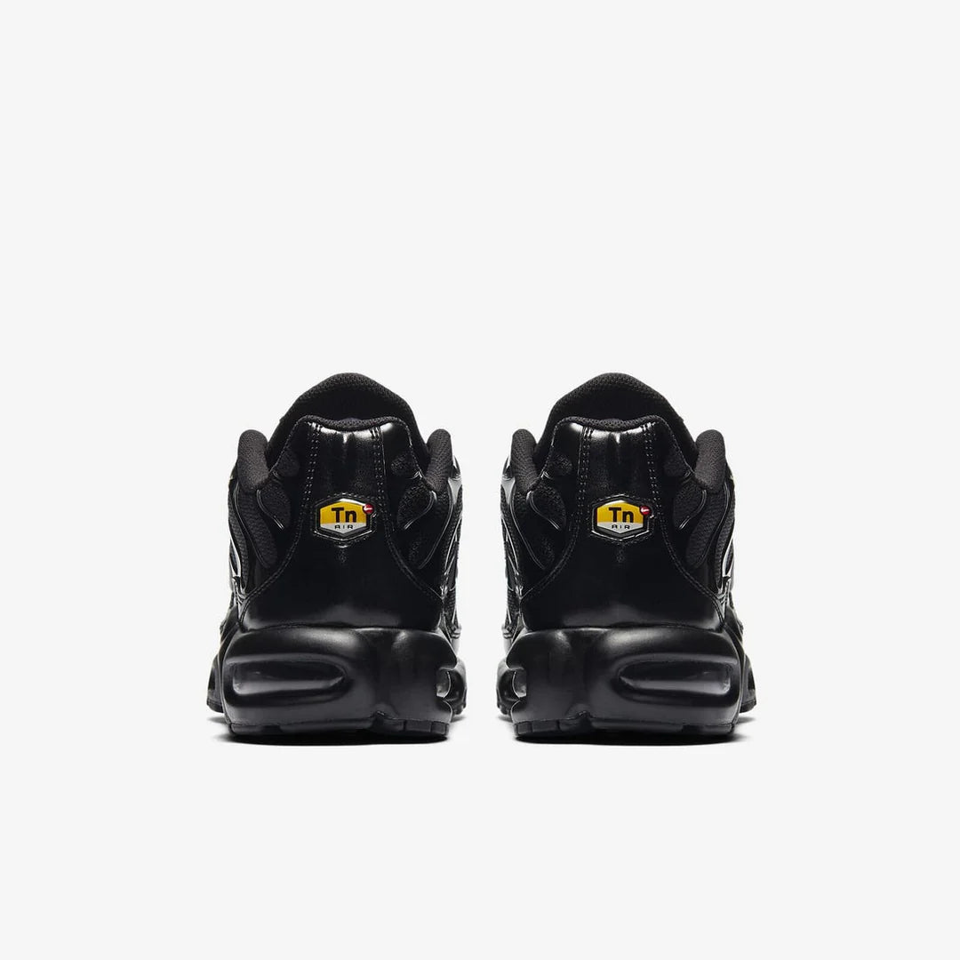 NIKE AIRMAX PLUS TN