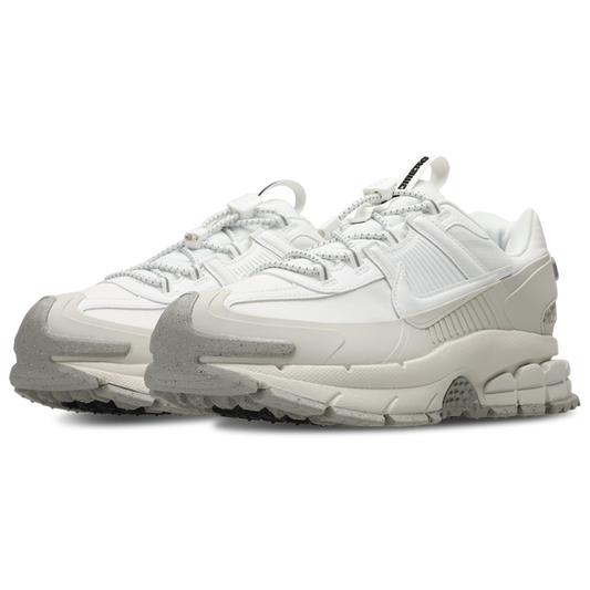 NIKE ZOOM VOMERO ROAM WHITE SNEAKER